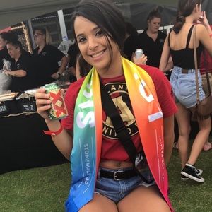 Meet your Posher, Ashley